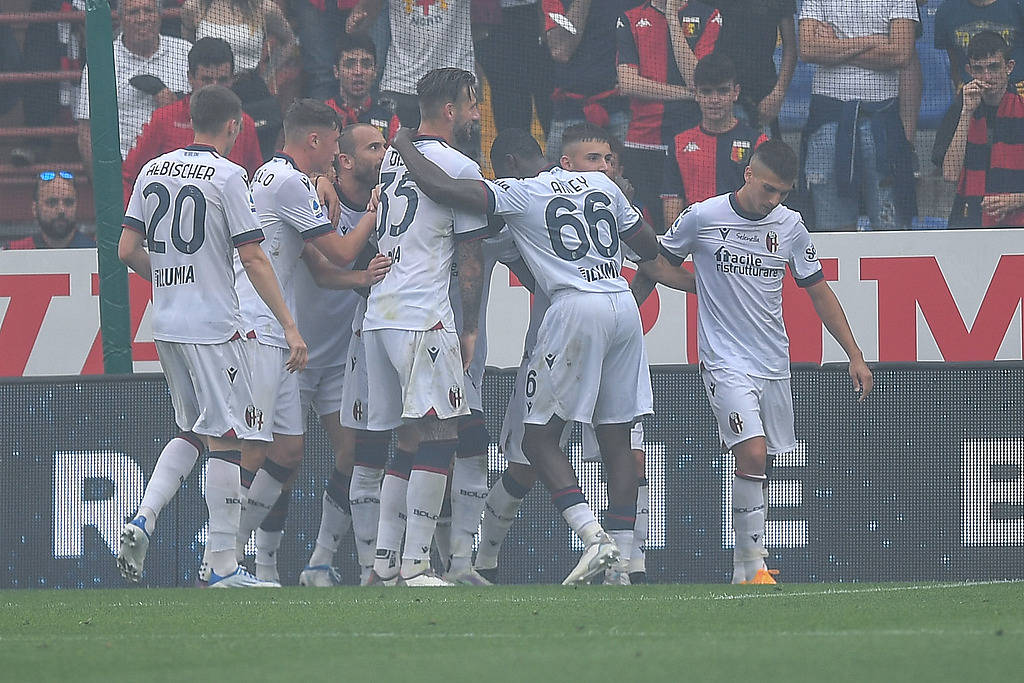 今夜英超焦点战，莱比锡战术微调，媒体盛赞，轮换策略成焦点